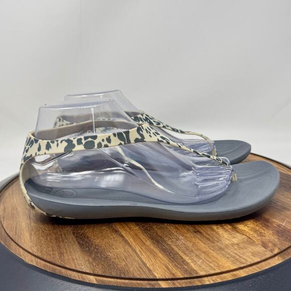 Crocs Sexi Serena Rare Sandal Leopard Flip Flop Thong Slingback Flats Size 10 - Picture 1 of 8